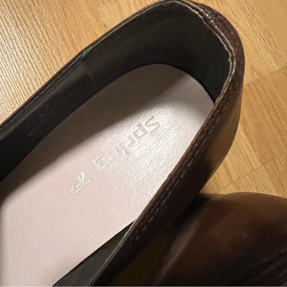 Spring Brown Heels - Picture 3 of 3